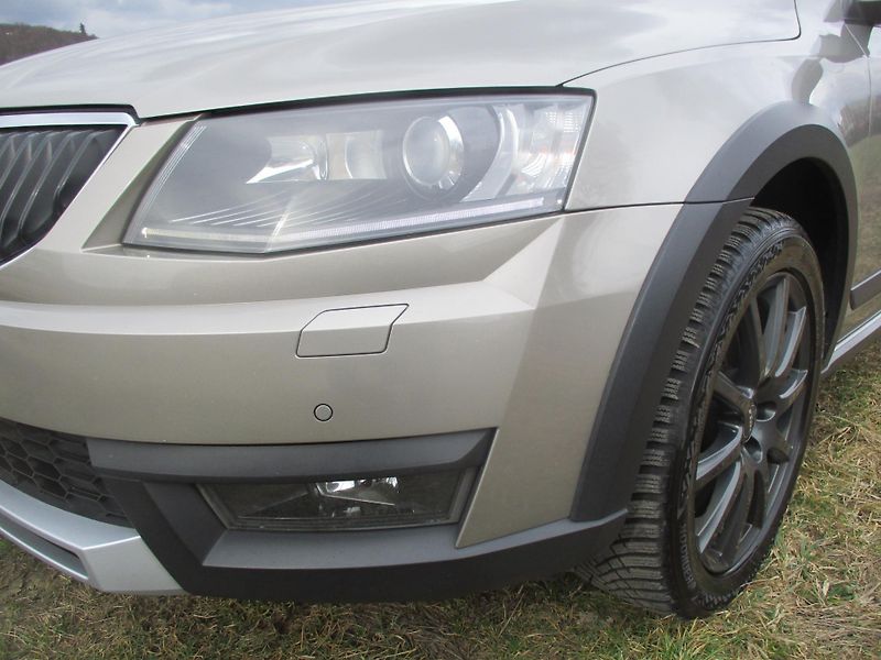 Škoda Octavia SCOUT 2.0TDi RS 135kW DSG - fotka 26 z 46