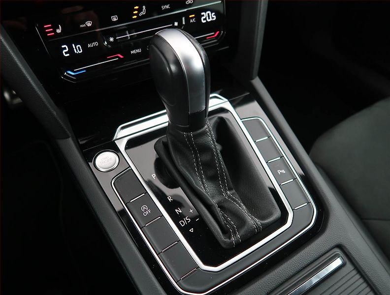 Volkswagen Arteon (2023) R-line 2.0 TDI - fotka 13 z 24