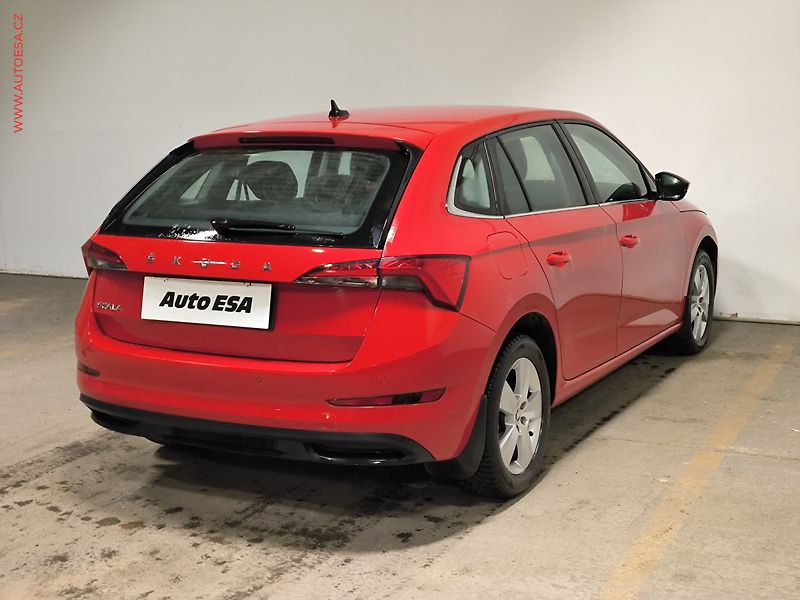 Škoda Scala (2020) 1.6 TDi, Ambition, DSG - fotka 6 z 17