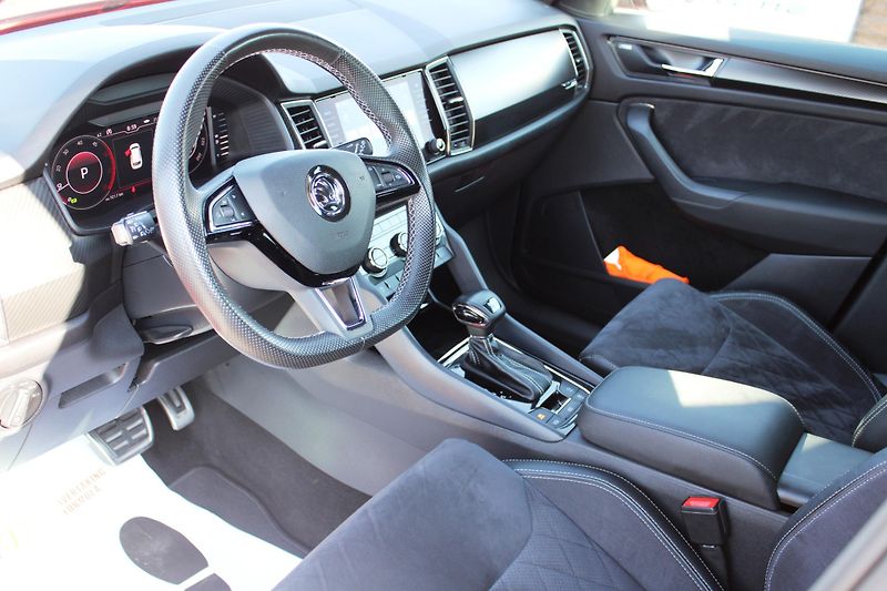 Škoda Kodiaq (2018) 2.0 TDI DSG 4X4 SPORTLINE - fotka 13 z 30