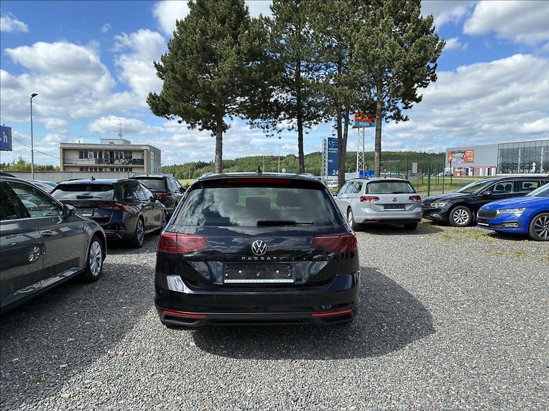 Volkswagen Passat 2,0 PANORAMA,TAŽNÉ,ALLU 19 - fotka 5 z 8