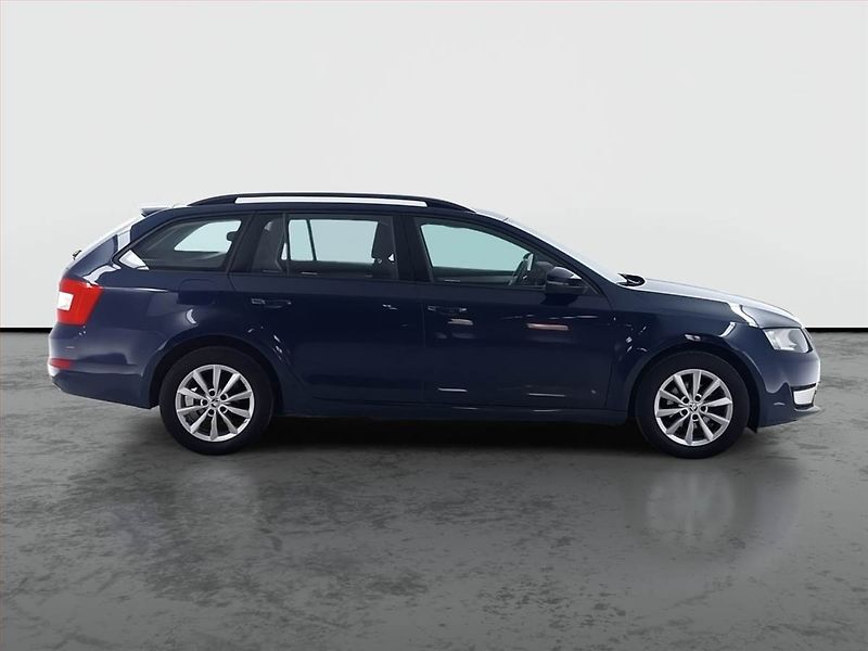 Škoda Octavia (2016) Ambition 1.6 TDI, Tempomat - fotka 6 z 15