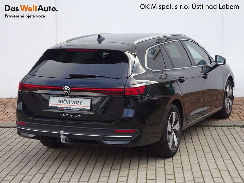 Volkswagen Passat (2025) 2,0TDi /110kW Business DSG - fotka 2 z 27