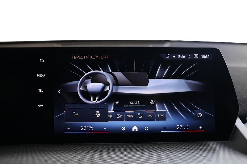 BMW X2 sDrive18d - fotka 16 z 24