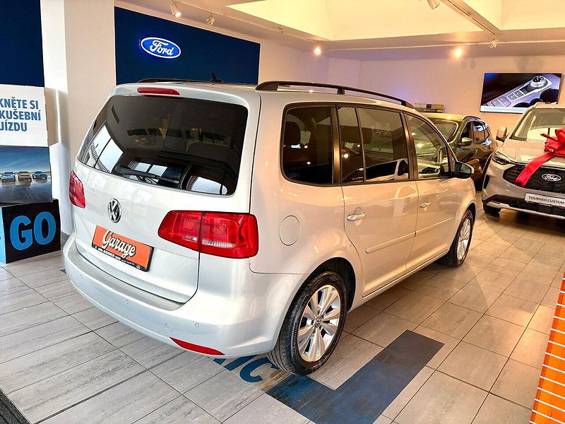 Volkswagen Touran (2011) 2.0 TDI KLIMA TEMPOMAT - fotka 5 z 15
