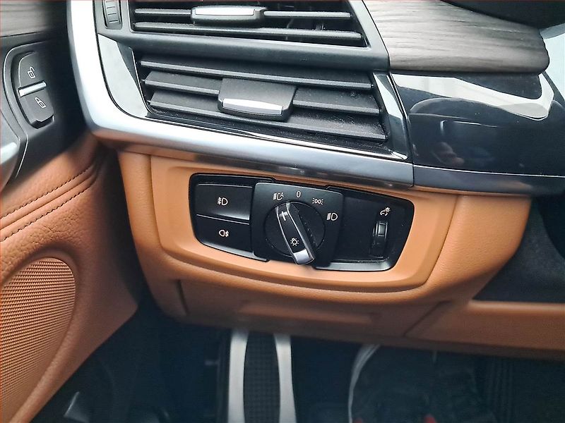 BMW X6 (2016) M Paket xDrive30d - fotka 21 z 21