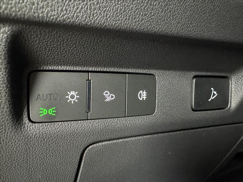 Škoda Enyaq 80 LED Matrix Assist Tepelko - fotka 25 z 50
