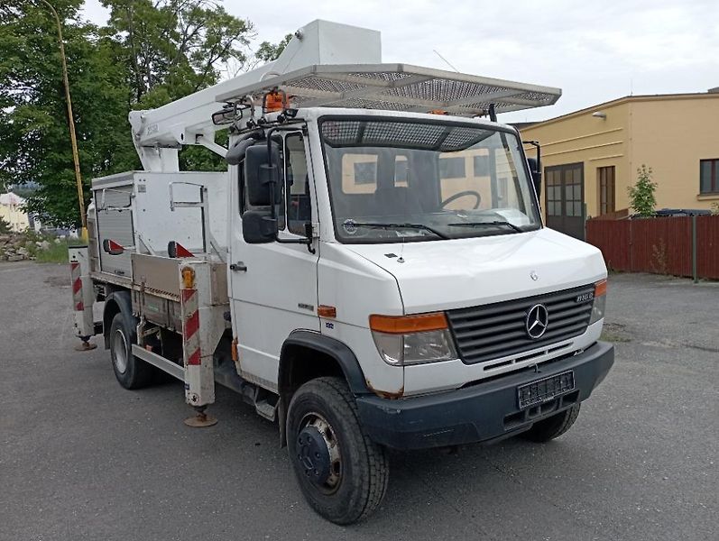Mercedes-Benz (2009) vario 4x4 plošina - fotka 15 z 20