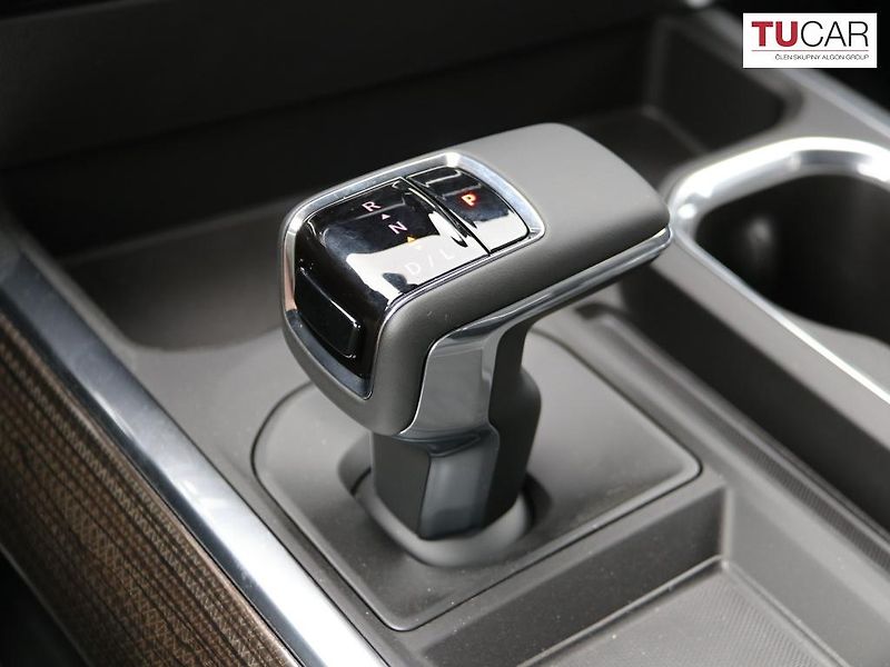 Chevrolet Silverado (2025) 6.2 V8 LT Trail Boss  - fotka 26 z 33