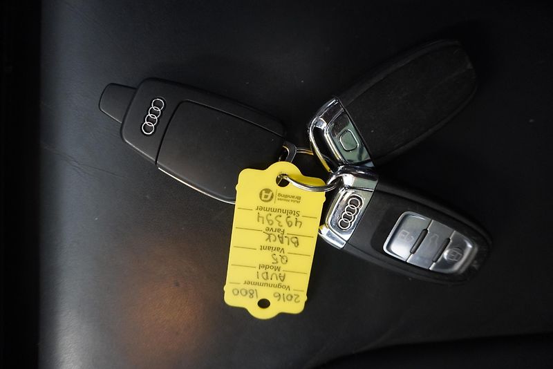 Audi Q5 3.0 TDI 190kW QUATTRO S-LINE - fotka 34 z 37