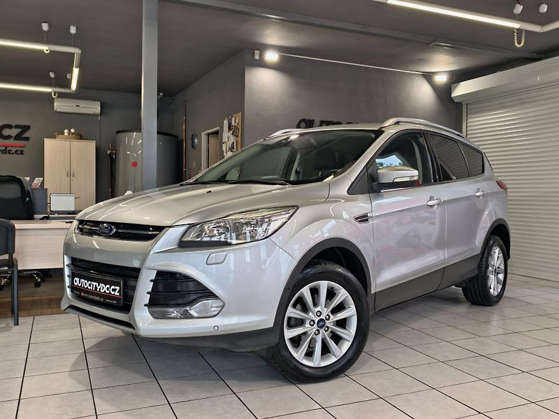 Ford Kuga 1.5 EcoBoost 110kW TITANIUM - fotka 3 z 24