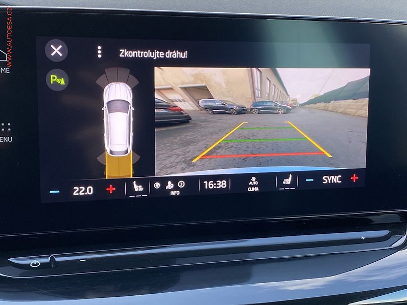 Škoda Octavia (2022) 2.0 TDi, ČR, Style, DSG - fotka 17 z 17