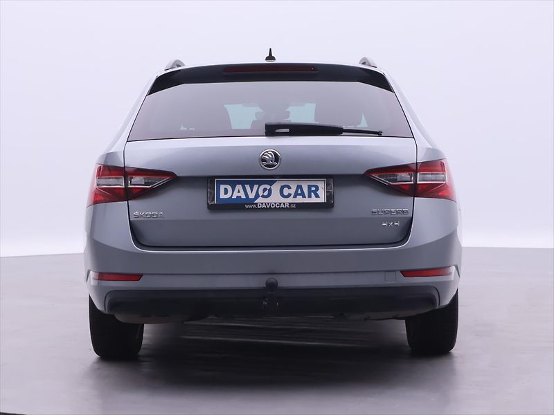 Škoda Superb 2,0 TDI 140kW DSG 4x4 CZ DPH - fotka 6 z 32
