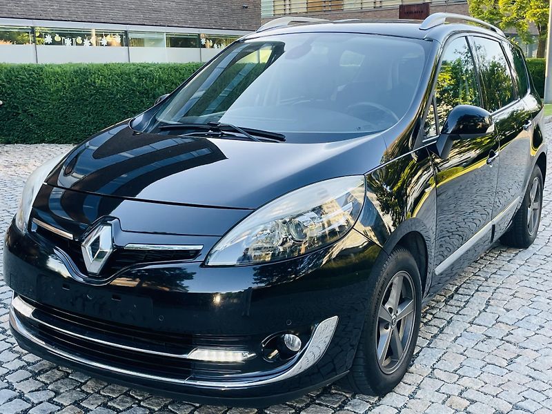 Renault Grand Scénic 1.6dCi MANUÁL KAMERA SERVISKA - fotka 4 z 47
