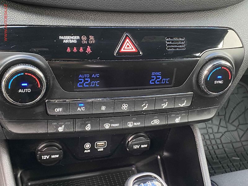 Hyundai Tucson (2018) 1.7 CRDi, ČR, Go!, navi - fotka 16 z 20