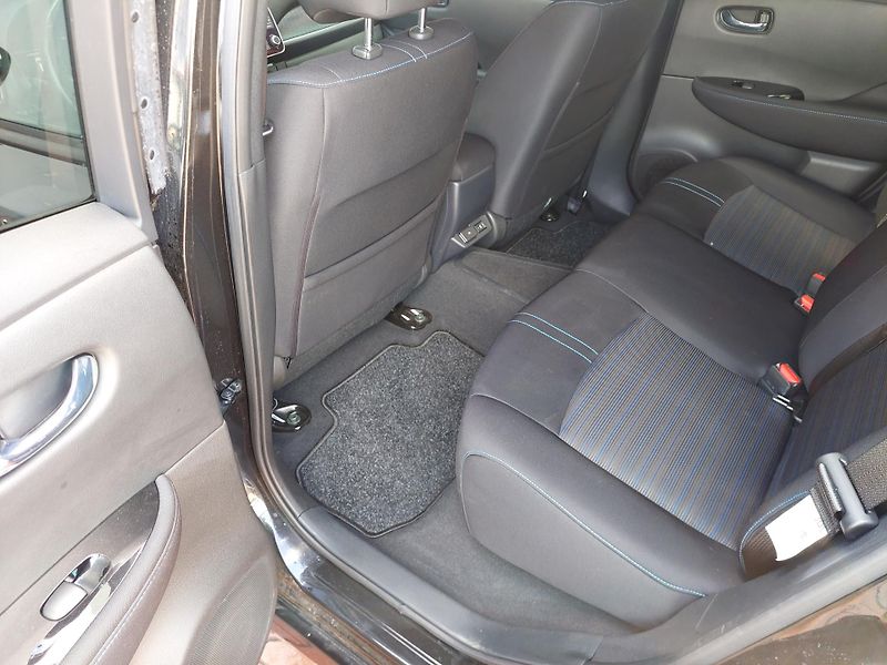 Nissan Leaf (2021) ZE1 N-Connecta  Option-DPH - fotka 26 z 47