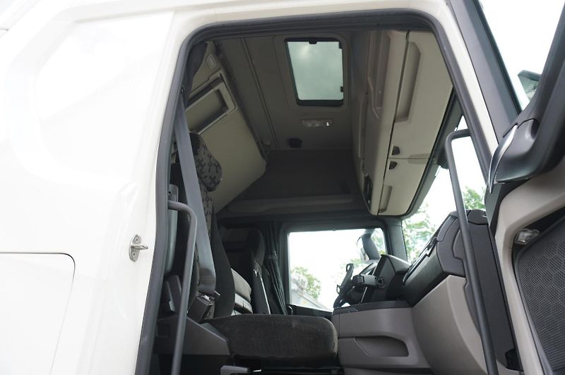 Scania (2021) R500 6x2 / KRONE 19 EPAL - fotka 22 z 24