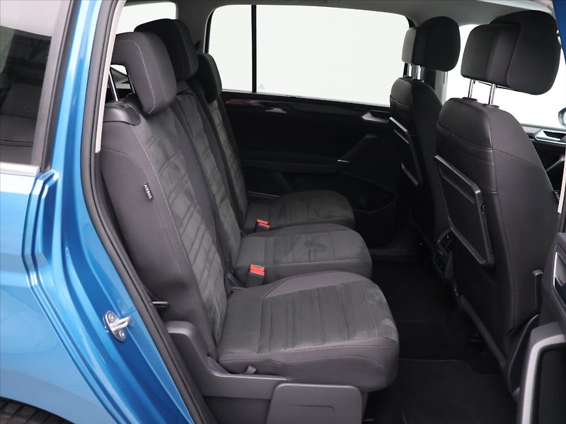 Volkswagen Touran 1.4 TSI 110kW DSG 7Míst CZ DPH - fotka 13 z 34
