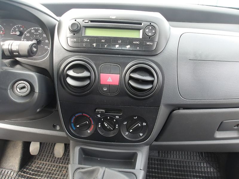 Peugeot Bipper Tepee 1,4i KRASAVEC ! KLIMA ! - fotka 22 z 31