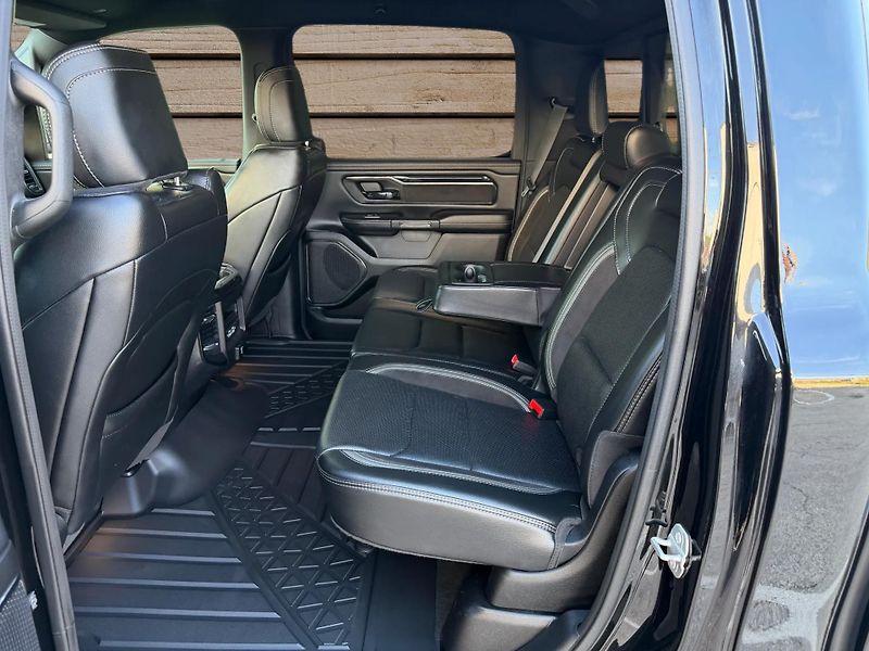 Dodge RAM (2022) +HEMI+GT/SPORT+INDIVIDUAL+ - fotka 12 z 29