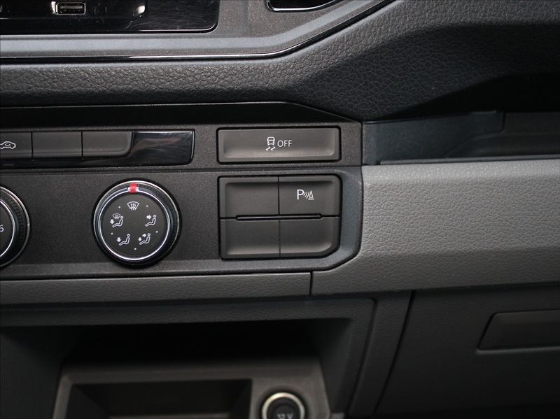 Volkswagen Crafter 2,0 TDi 35 DR 1.maj.Akční CENA - fotka 12 z 19