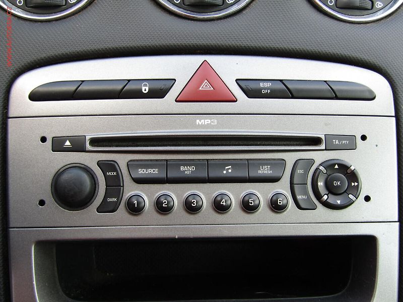 Peugeot 308 (2008) 1.6, autoAC, temp - fotka 14 z 15