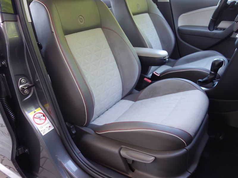 Volkswagen Polo (2010) 1.6TDI 66kW DSG BEATS -DPH - fotka 28 z 41