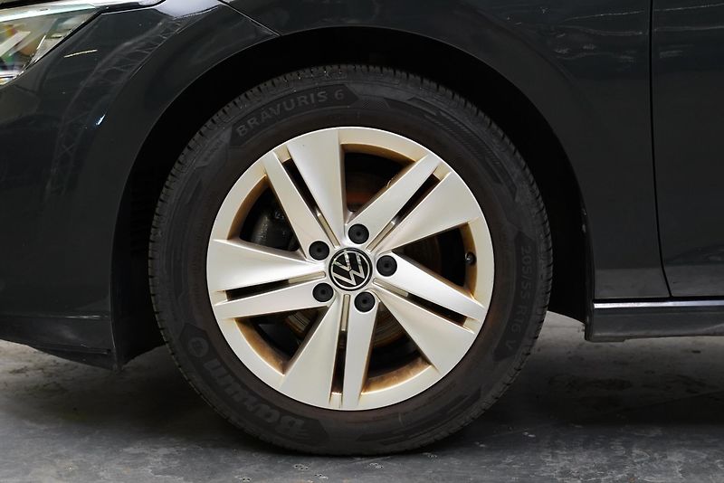 Volkswagen Golf - fotka 10 z 23