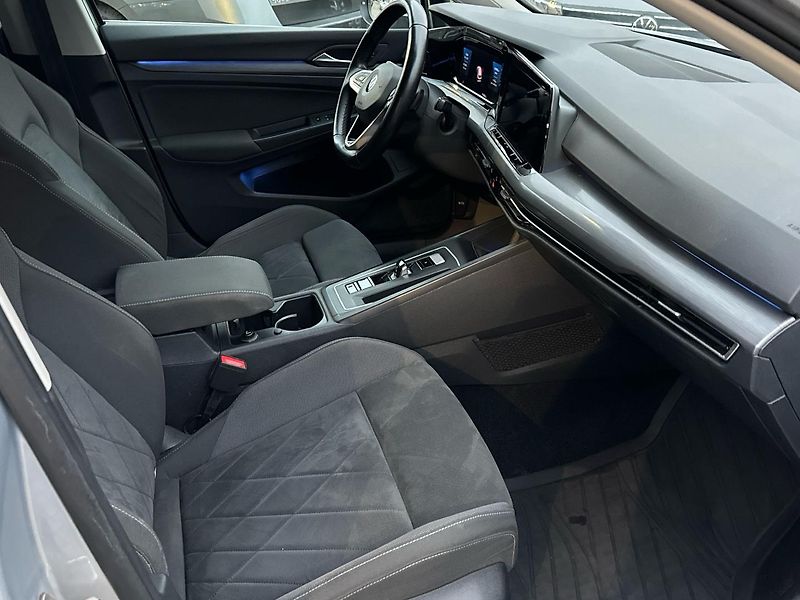 Volkswagen Golf Style 2.0 TDI 110 kW DSG Varia - fotka 12 z 23