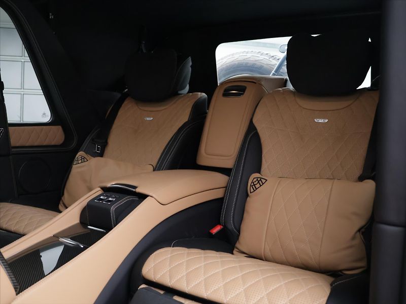 Mercedes-Benz Třídy G 6,0 650 Maybach Landaulet AMG - fotka 33 z 97