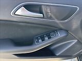 Mercedes-Benz GLA 2,2 CDi 100kw Panorama bez kor - náhled 23