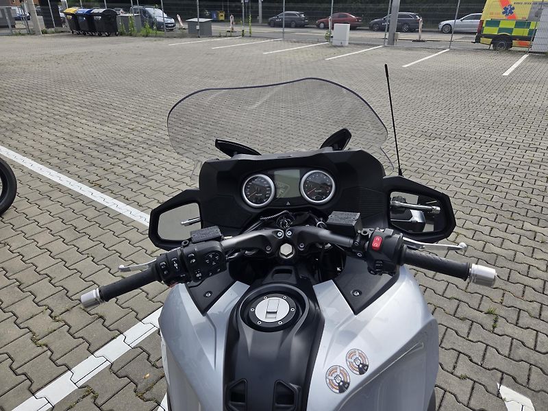 Triumph Trophy 1200 (2012) SE  - fotka 9 z 14