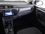 Toyota Corolla (2017) Style 1.6 Valvematic, Automat - náhled 8