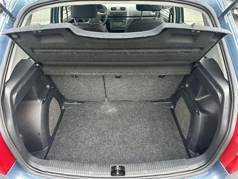 Škoda Fabia (2008) 1.2 HTP Ambiente - fotka 21 z 26