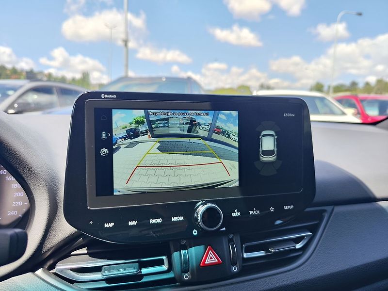 Hyundai i30 1.5 T-GDi/117kW N-Line MHEV - fotka 21 z 35
