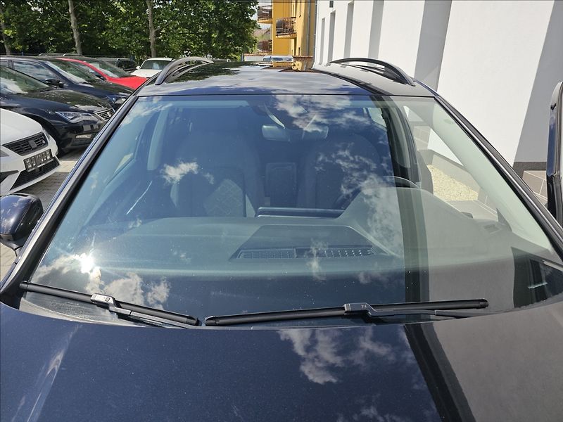 Volkswagen Golf 8 2,0TDi 110KW DSG STYLE - fotka 41 z 41