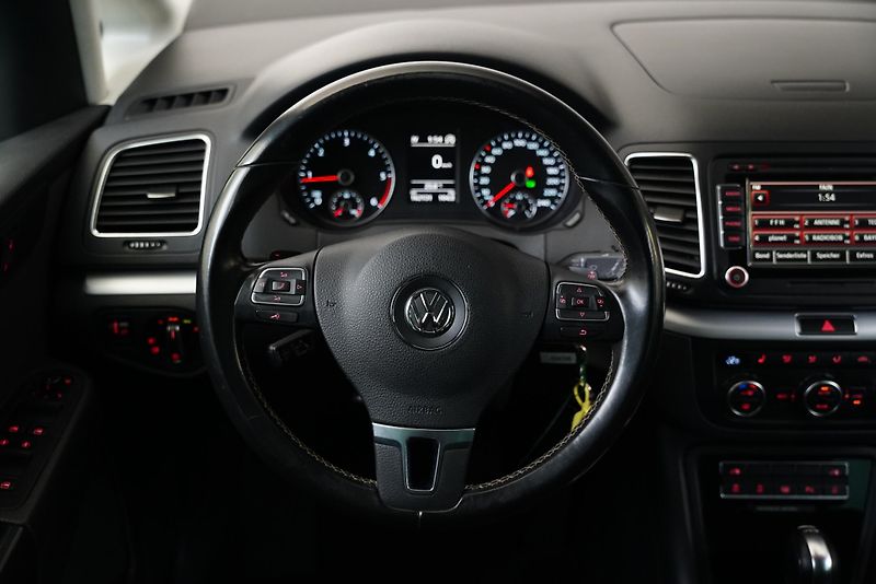 Volkswagen Sharan - fotka 18 z 24