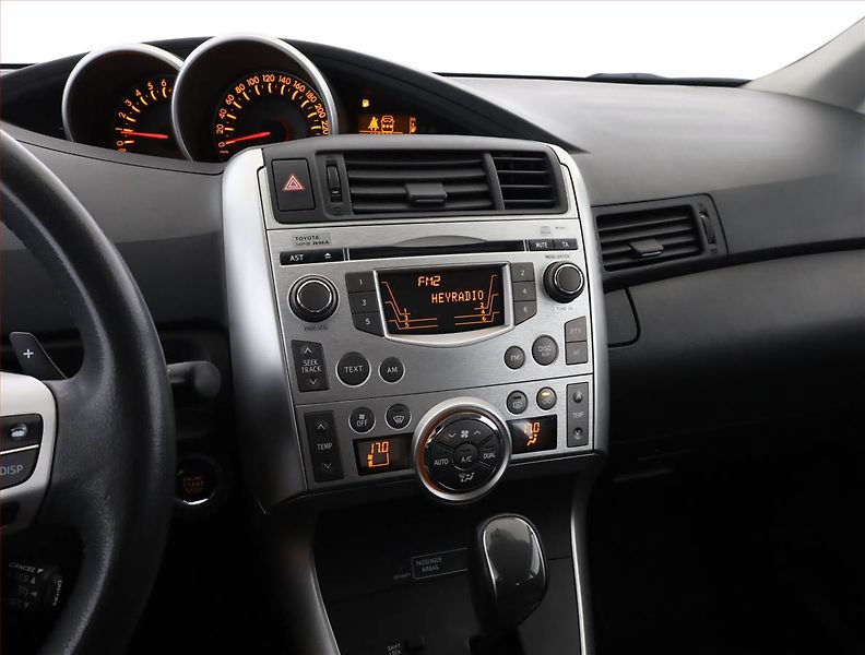 Toyota Verso (2011) 1.8 Valvematic, Automat, ČR - fotka 10 z 17