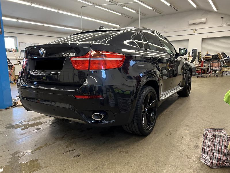 BMW X6 40D 3.0D xDrive 225 kW - fotka 8 z 22