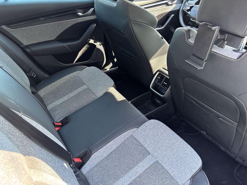 Škoda Octavia (2025) Combi 2.0 TDI DSG Top Selectio - fotka 11 z 35