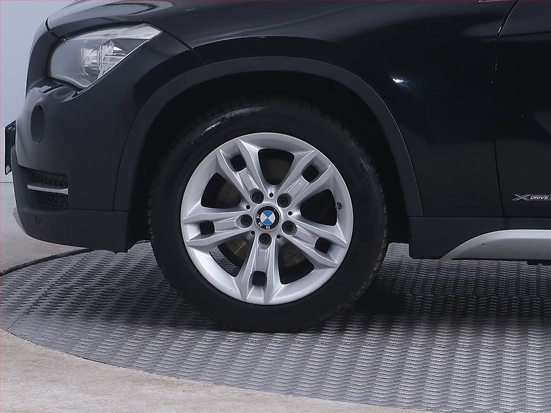 BMW X1 (2014) xLine xDrive20d, 4X4, Automat - fotka 15 z 18