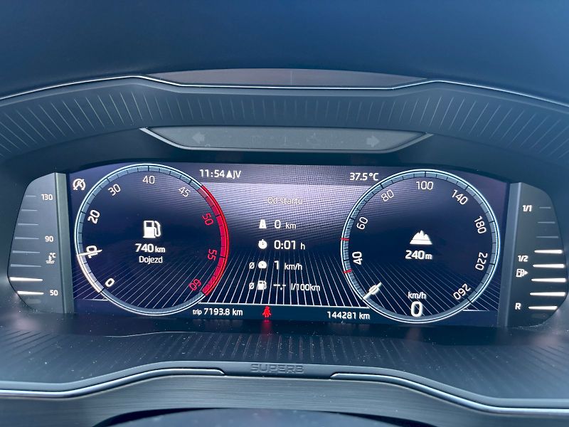 Škoda Superb (2022) 2.0 TDI 110kW Style - fotka 15 z 35