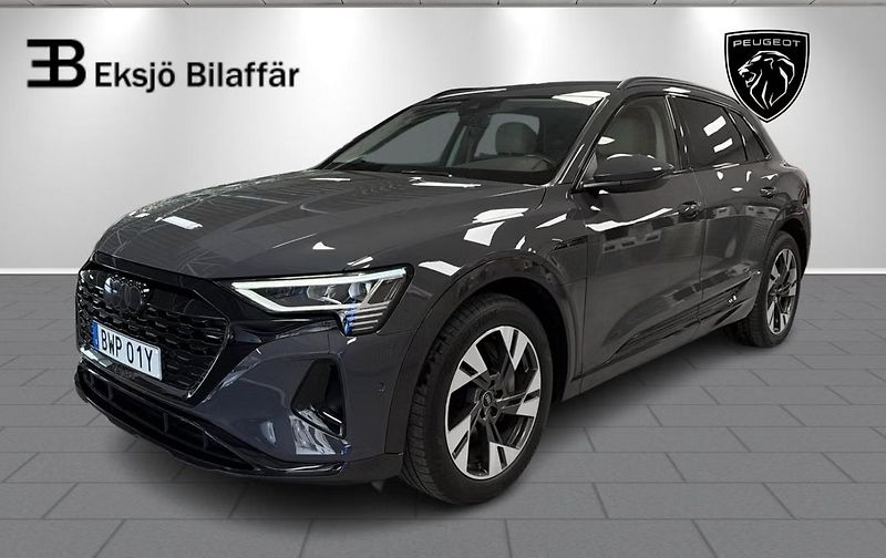 Audi Q8 e-tron 50 Q Vzduch. odpružení Kam Taž - fotka 1 z 25