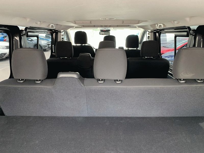 Renault Trafic (2026) L2 Equilibre dCi 170 AUT. Comb - fotka 10 z 23