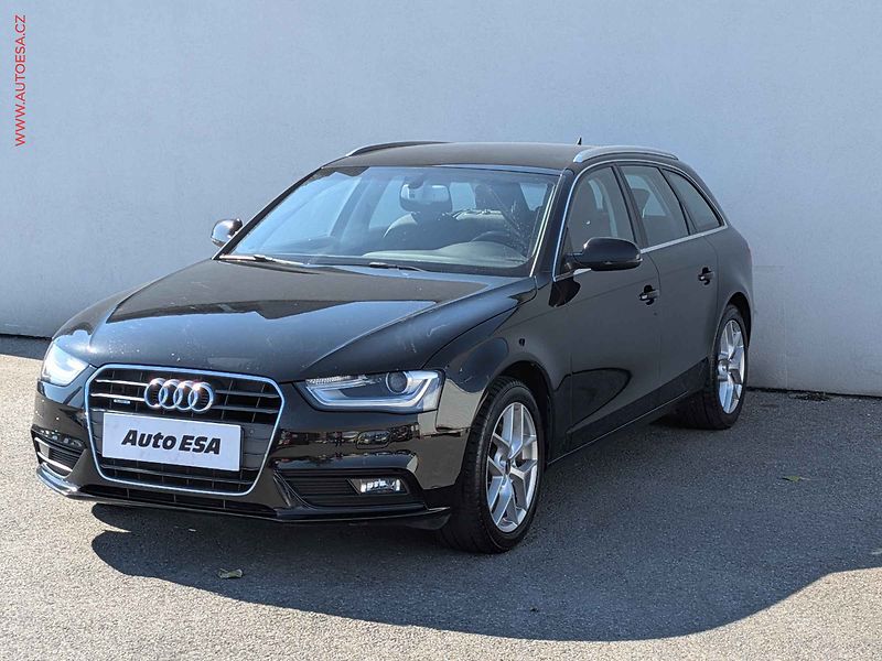 Audi A4 (2015) 2.0 TDi quattro, ČR, AT, navi - fotka 3 z 16