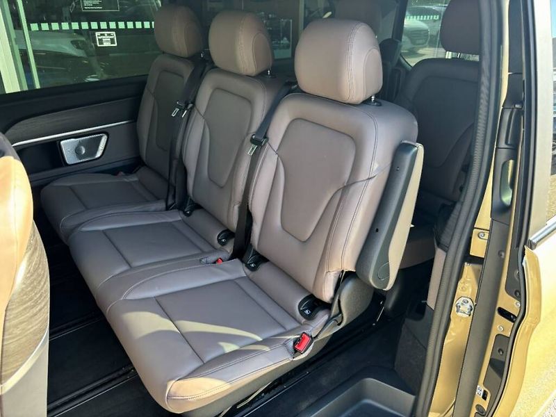 Mercedes-Benz Třídy V (2026) V 300 d / Exclusive / L / 4M - fotka 13 z 29