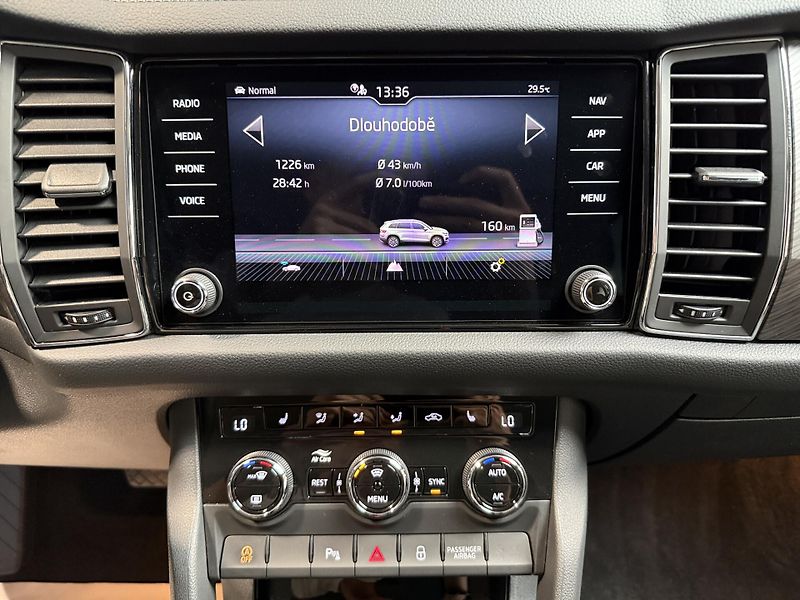 Škoda Kodiaq 2.0 TDI 147 kW Style 4x4 DSG - fotka 7 z 15