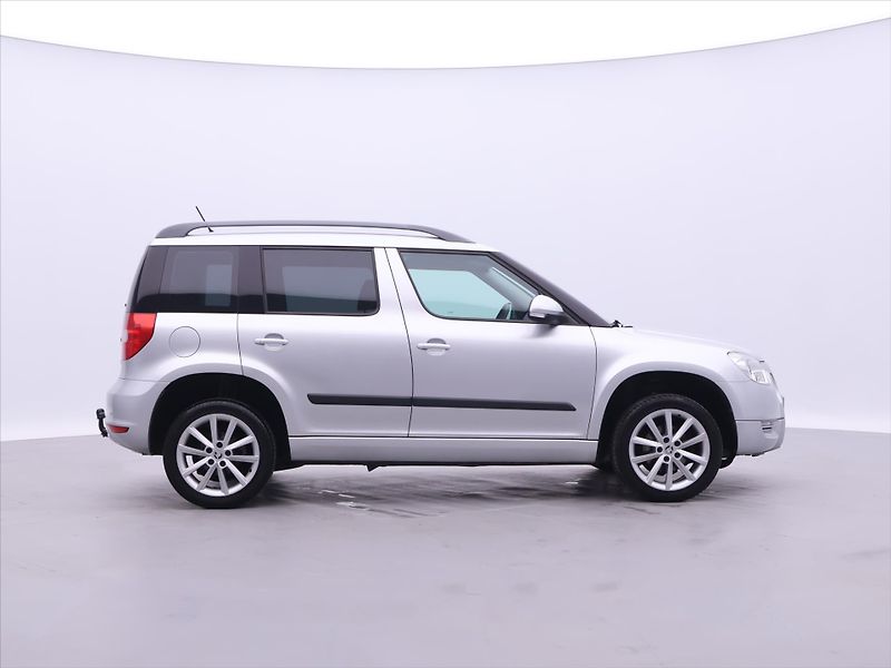 Škoda Yeti 1,2 TSI 77kW Klima Tažné 1.Maj - fotka 8 z 26