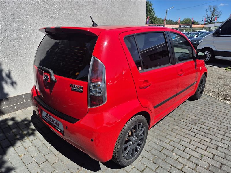 Daihatsu Sirion 1,0 i 51Kw Klima ALU - fotka 6 z 26