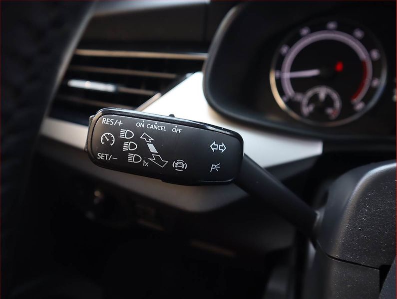 Škoda Scala (2021) Ambition 1.0 TSI, Automat - fotka 16 z 21